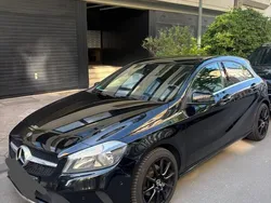 Schwarz Gebraucht 2017 Mercedes 220 Kombi | 13.200 €