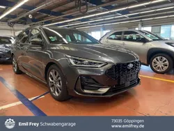 Grau Gebraucht 2024 Ford Focus ST-Line X Kombi | 26.630 € (Guter Preis)