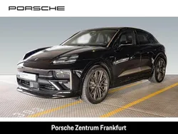 Tiefschwarzmetallic Gebraucht 2024 Porsche Macan Turbo SUV | 110.960 € (Etwas zu teuer)