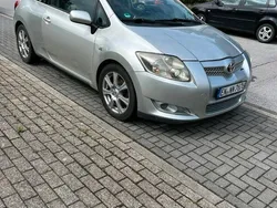 Grau Gebraucht 2008 Toyota Auris Limousine | 2.900 € (Guter Preis)