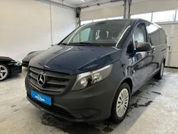 Blau Gebraucht 2022 Mercedes Vito Van / Kleinbus | 28.500 € (Etwas zu teuer)