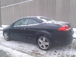 Schwarz Gebraucht 2009 Ford Focus Cabriolet Cabrio | 1.100 € (Superpreis)