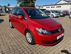 Rot Gebraucht 2010 VW Golf Plus Cross Trendline Van / Kleinbus | 4.350 € (Fairer Preis)