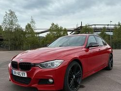Rot Gebraucht 2012 BMW 320 M Sport Limousine | 10.500 € (Guter Preis)