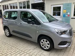 Grau Gebraucht 2022 Opel Combo Life Edition Van / Kleinbus | 18.990 € (Fairer Preis)