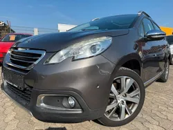 Grau Gebraucht 2015 Peugeot 2008 Allure SUV | 6.399 € (Fairer Preis)