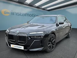 Schwarz Gebraucht 2024 BMW 220 Limousine | 121.549 €