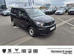 Schwarz / perla nera schwarz (metallic) Gebraucht 2022 Peugeot Partner Van / Kleinbus | 11.999 € (Guter Preis)