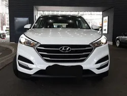 Weiß Gebraucht 2016 Hyundai Tucson Classic SUV | 17.500 € (Etwas zu teuer)