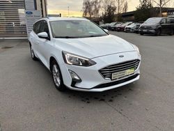 Weiß Gebraucht 2019 Ford Focus Cool & Connect Kombi | 14.990 € (Etwas zu teuer)
