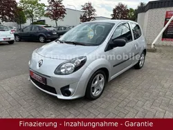 Grau Gebraucht 2011 Renault Twingo Authentique Kleinwagen | 3.999 € (Fairer Preis)