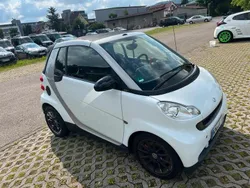 Weiß Gebraucht 2009 Smart ForTwo Cabrio Cabrio | 4.400 € (Fairer Preis)
