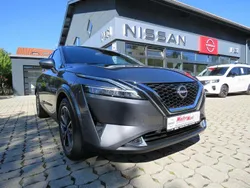 Grau Gebraucht 2023 Nissan Qashqai Tekna SUV | 26.990 € (Fairer Preis)