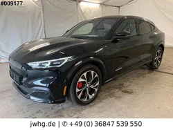 Schwarz Gebraucht 2022 Ford Mustang Mach-E Extended Range SUV | 28.450 € (Superpreis)