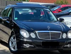 Schwarz Gebraucht 2007 Mercedes E280 Avantgarde Limousine | 11.900 €