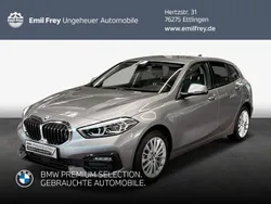 Skyscraper grau metallic Gebraucht 2023 BMW 118 Sport Line Kleinwagen | 26.490 € (Etwas zu teuer)