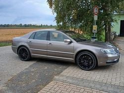 Grau Gebraucht 2013 VW Phaeton Limousine | 15.900 € (Etwas zu teuer)