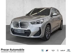 Silber Neu 2025 BMW iX1 M Sport SUV | 57.900 € (Fairer Preis)