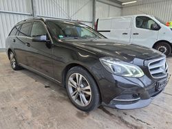 Schwarz Gebraucht 2014 Mercedes E220 Kombi | 14.999 € (Fairer Preis)