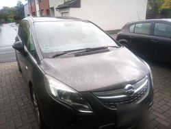 Schwarz Gebraucht 2012 Opel Zafira Van / Kleinbus | 7.500 € (Etwas zu teuer)
