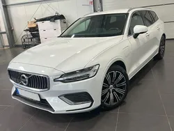 Weiß Gebraucht 2020 Volvo V60 Kombi | 24.995 € (Fairer Preis)