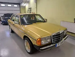 Gold Gebraucht 1979 Mercedes 300 Limousine | 19.000 €