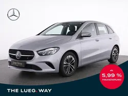 Silber Gebraucht 2024 Mercedes B180 Progressive Van / Kleinbus | 31.775 € (Guter Preis)