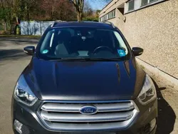 Grau Gebraucht 2018 Ford Kuga Titanium SUV | 15.000 € (Etwas zu teuer)