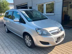 Argon silber/ice silver (m2) Gebraucht 2013 Opel Zafira Family Van / Kleinbus | 3.900 € (Guter Preis)