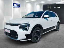 Weiss Gebraucht 2024 Kia e-Niro Inspiration SUV | 34.999 € (Fairer Preis)