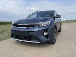 Blau Gebraucht 2020 Kia Stonic DREAM-TEAM Edition SUV | 14.200 € (Fairer Preis)