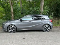 Grau Gebraucht 2017 Mercedes A200 Urban Limousine | 15.000 € (Fairer Preis)