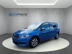 Caribbean blue metallic Gebraucht 2022 VW Touran Active Van / Kleinbus | 28.490 € (Etwas zu teuer)