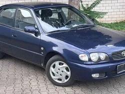 Blau Gebraucht 2001 Toyota Corolla Limousine | 2.000 € (Superpreis)