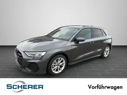 Grau Gebraucht 2024 Audi A3 Sportback S-Line Limousine | 39.800 € (Fairer Preis)