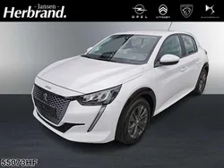 Lack weiss banquise/typ aussen Gebraucht 2021 Peugeot e-208 Active Kleinwagen | 15.889 € (Fairer Preis)