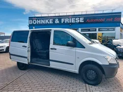 Weiß Gebraucht 2012 Mercedes Vito Van / Kleinbus | 8.999 € (Fairer Preis)
