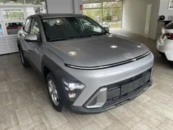 Silber (silber shimmering silber) Neu 2024 Hyundai Kona SUV | 24.500 € (Superpreis)