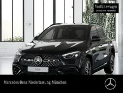Mountain grau Gebraucht 2024 Mercedes GLA200 AMG SUV | 42.500 € (Fairer Preis)