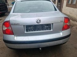 Silber Gebraucht 2002 VW Passat Limousine | 1.850 € (Guter Preis)