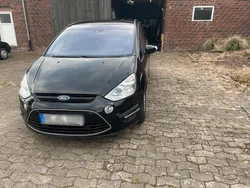 Schwarz Gebraucht 2013 Ford S-MAX Titanium Van / Kleinbus | 7.498 € (Guter Preis)