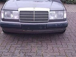 Gebraucht 1991 Mercedes E250 Limousine | 4.900 €