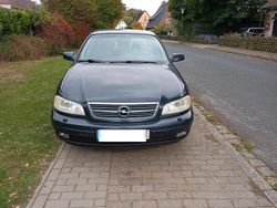 Blau Gebraucht 2001 Opel Omega Limousine | 3.200 €