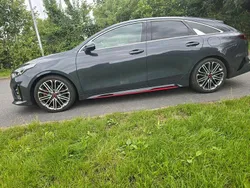 Grau Gebraucht 2019 Kia ProCeed GT Kleinwagen | 23.500 € (Fairer Preis)