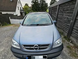 Violet Gebraucht 2005 Opel Zafira Van / Kleinbus | 1.500 €