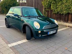 Grün Gebraucht 2006 Mini Cooper Kleinwagen | 2.000 €