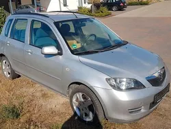 Silber Gebraucht 2004 Mazda 2 Active Limousine | 1.400 € (Fairer Preis)