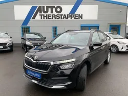 Schwarzmagic perleffekt (metallic) Gebraucht 2023 Skoda Kamiq Ambition SUV | 20.490 €