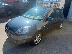 Grau Gebraucht 2008 Ford Fiesta Style Kleinwagen | 2.666 € (Etwas zu teuer)