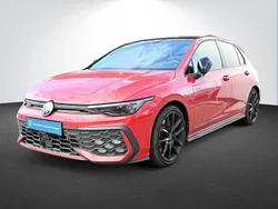 Kings red metallic Gebraucht 2024 VW Golf VIII GTI Limousine | 39.990 € (Fairer Preis)